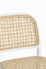 Detalhe do encosto da Banqueta Rattan Branca e Bege